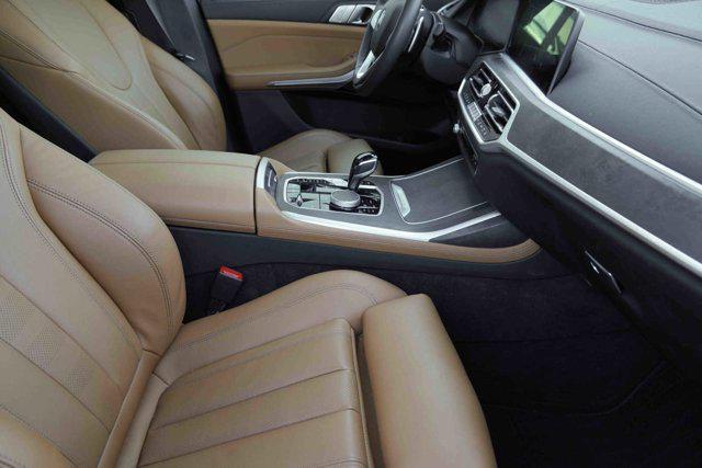 used 2022 BMW X7 car, priced at $57,319