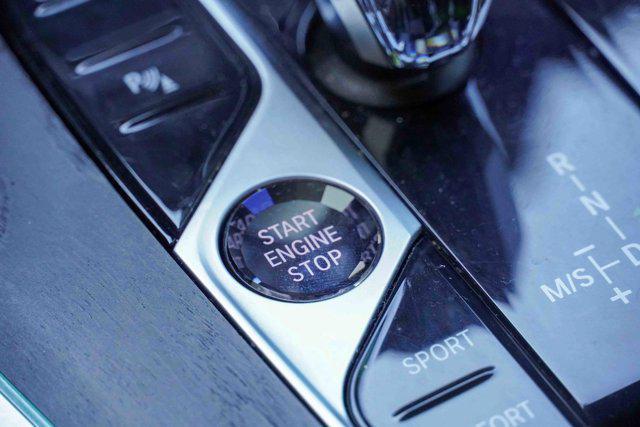 used 2022 BMW X7 car, priced at $40,459