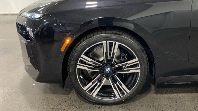 new 2025 BMW 760 car, priced at $133,355