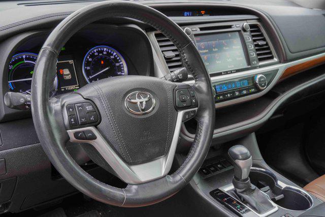 used 2018 Toyota Highlander Hybrid car, priced at $25,991