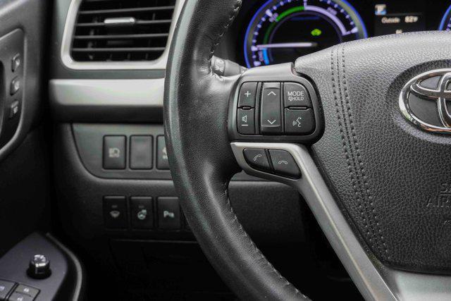used 2018 Toyota Highlander Hybrid car, priced at $25,991