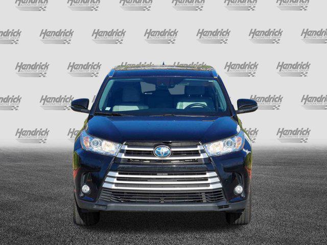 used 2019 Toyota Highlander Hybrid car, priced at $27,879