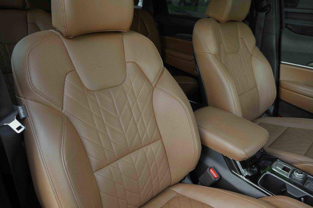 used 2024 Kia Telluride car, priced at $43,991