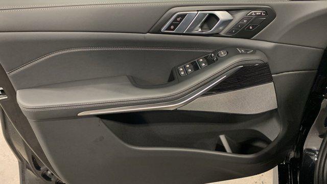 new 2026 BMW X7 car, priced at $95,545