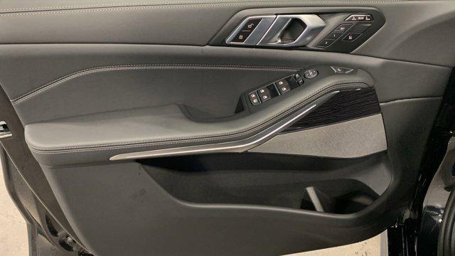 new 2026 BMW X7 car, priced at $95,545