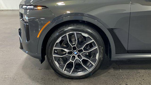 new 2026 BMW X7 car, priced at $99,385