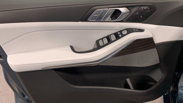 new 2026 BMW X7 car, priced at $94,565