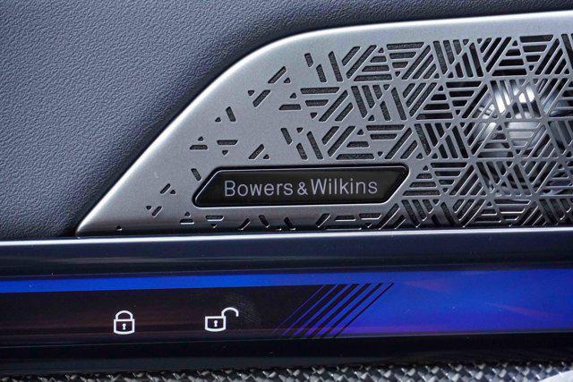 used 2025 BMW M5 car, priced at $124,296