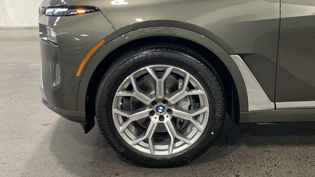 new 2026 BMW X7 car, priced at $89,765
