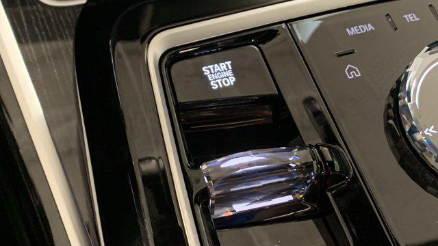 new 2025 BMW 760 car, priced at $132,505