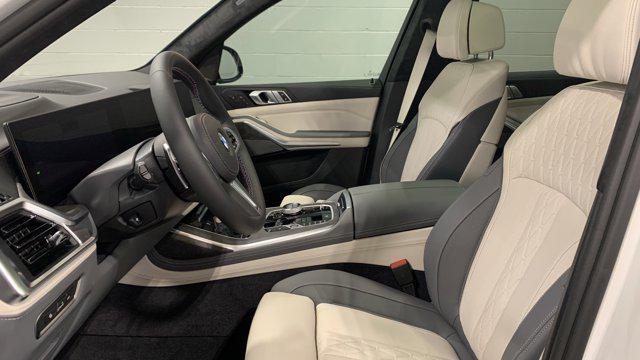 new 2026 BMW X7 car, priced at $127,815