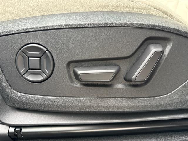new 2025 Audi Q3 car, priced at $45,240