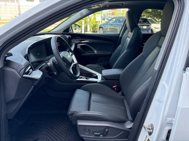 new 2025 Audi Q5 car, priced at $61,430