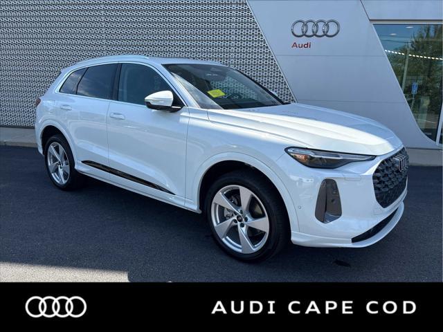 new 2025 Audi Q5 car, priced at $61,430