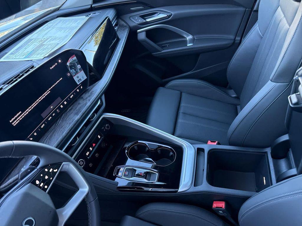 new 2025 Audi Q5 car, priced at $62,080