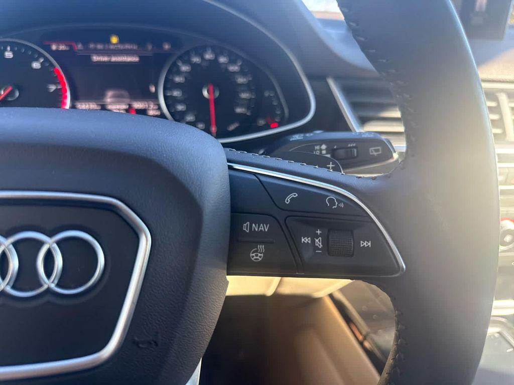 used 2019 Audi Q7 car, priced at $23,575