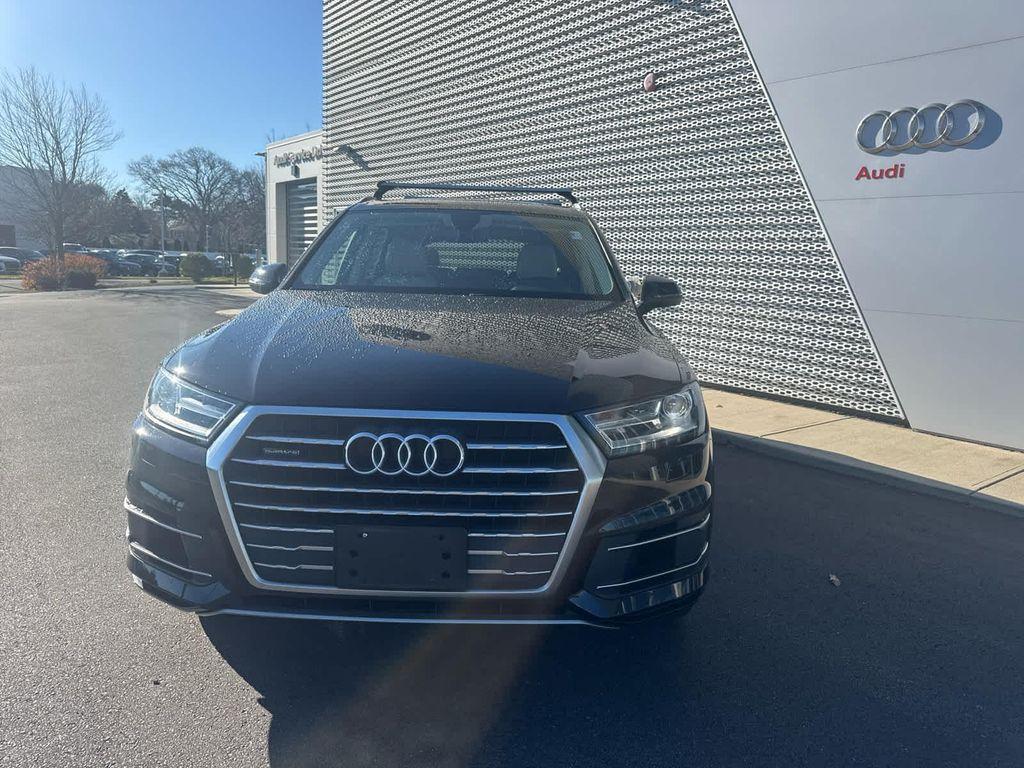 used 2019 Audi Q7 car, priced at $23,575