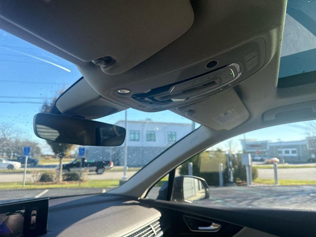 used 2019 Audi Q7 car, priced at $23,575