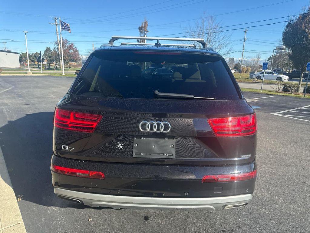 used 2019 Audi Q7 car, priced at $23,575