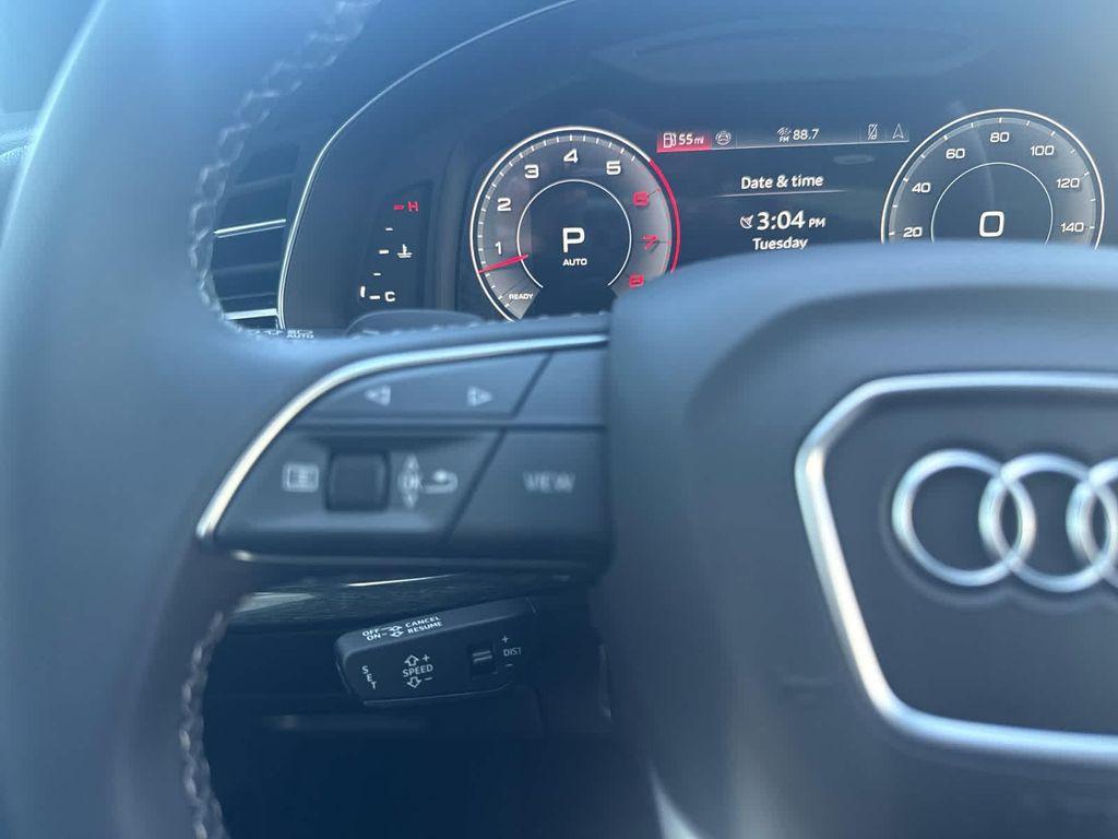 new 2026 Audi Q7 car, priced at $78,445