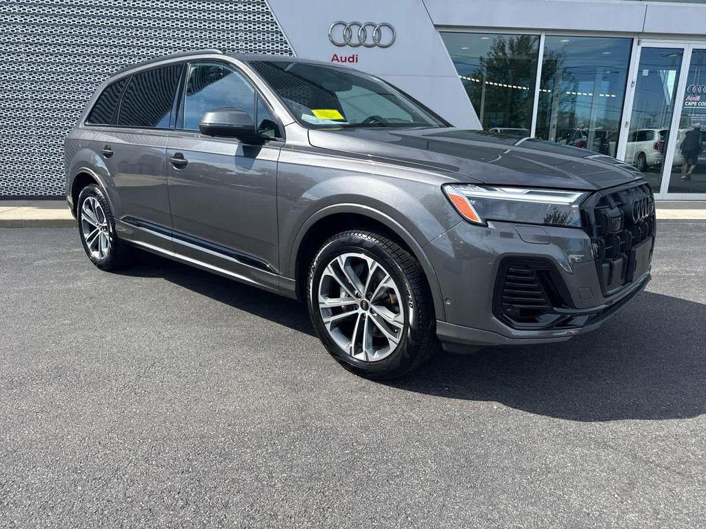 new 2026 Audi Q7 car, priced at $73,895