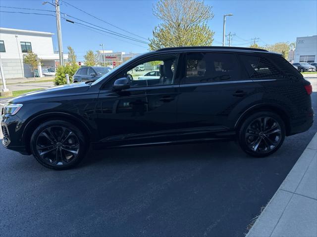 new 2025 Audi Q7 car, priced at $77,805