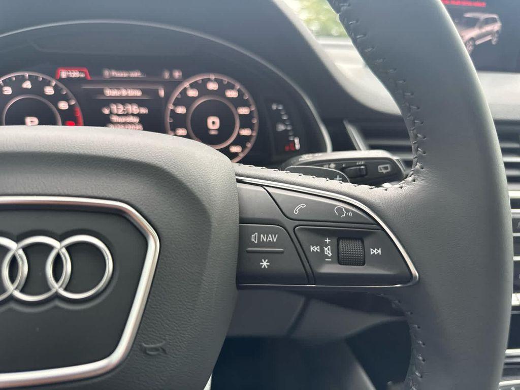 used 2019 Audi Q7 car, priced at $29,575