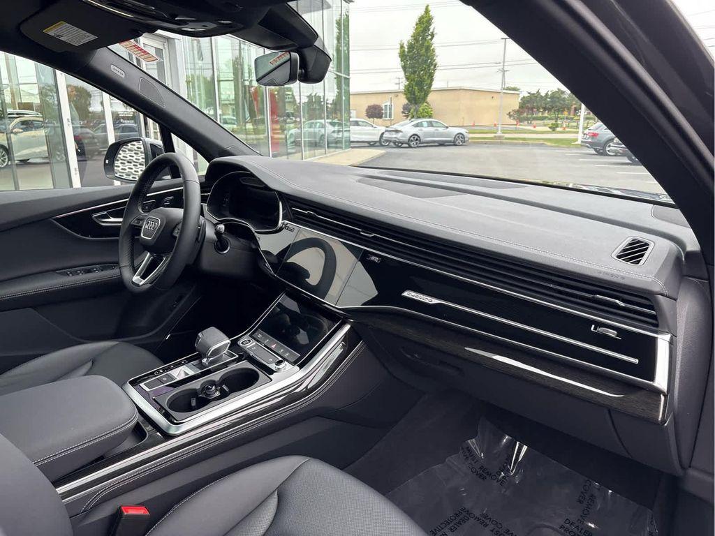 used 2025 Audi Q7 car, priced at $63,675