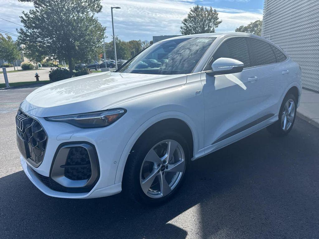 new 2025 Audi Q5 car, priced at $63,855