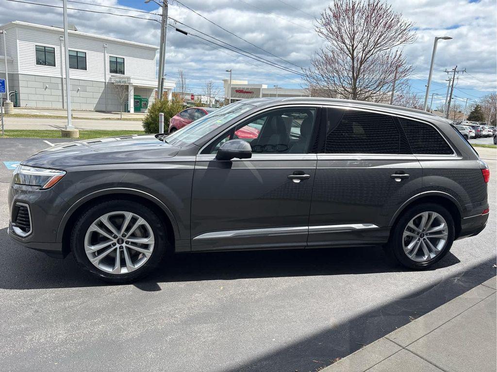 used 2025 Audi Q7 car, priced at $65,975