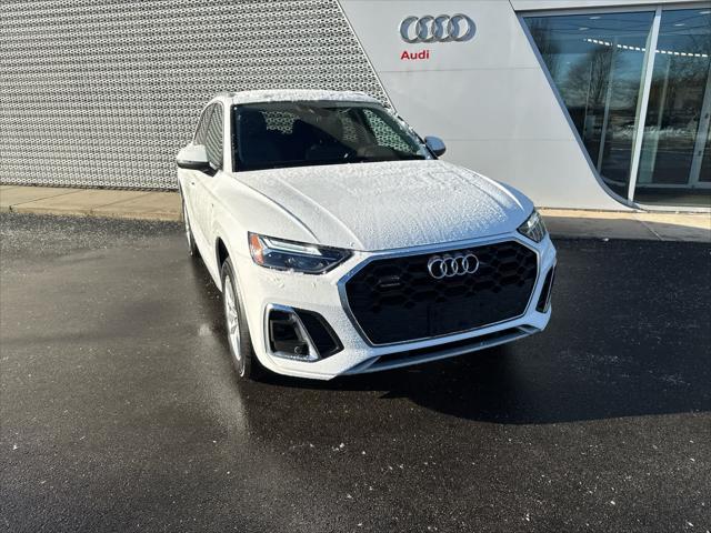 used 2022 Audi Q5 car, priced at $31,900