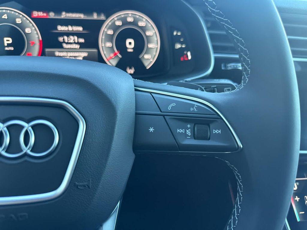 new 2026 Audi Q7 car, priced at $67,895