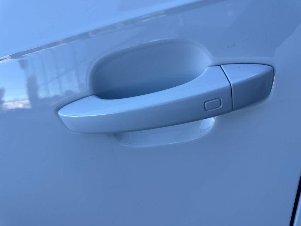 new 2026 Audi Q7 car, priced at $67,895