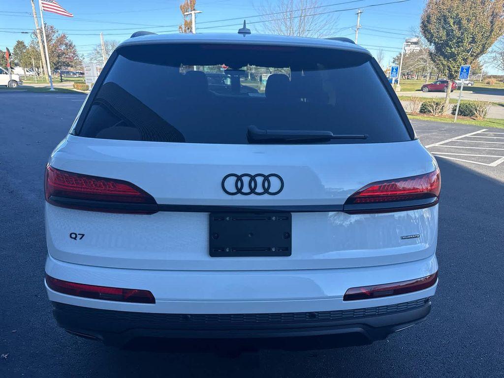 new 2026 Audi Q7 car, priced at $67,895