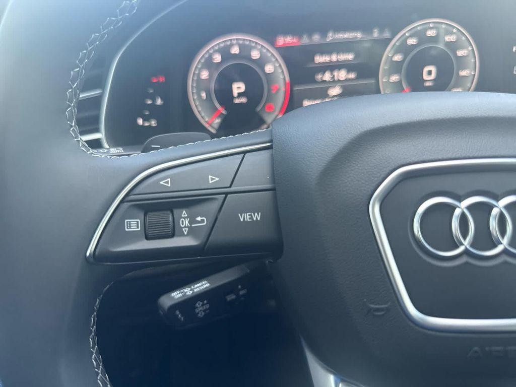 new 2026 Audi Q7 car, priced at $68,445