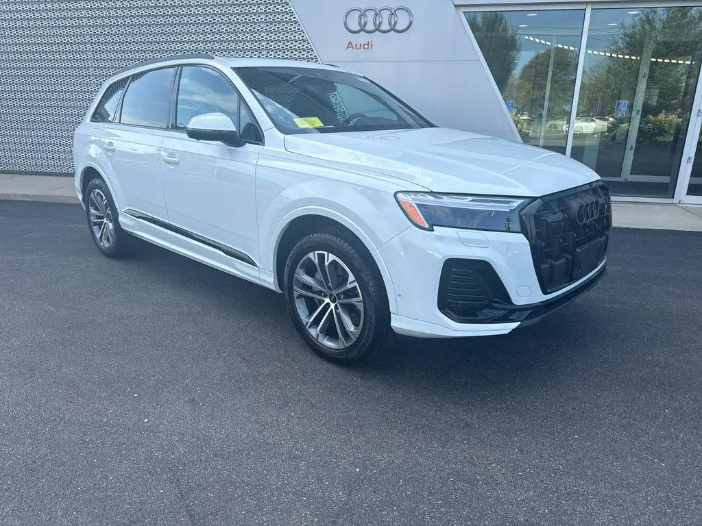 new 2026 Audi Q7 car, priced at $68,445