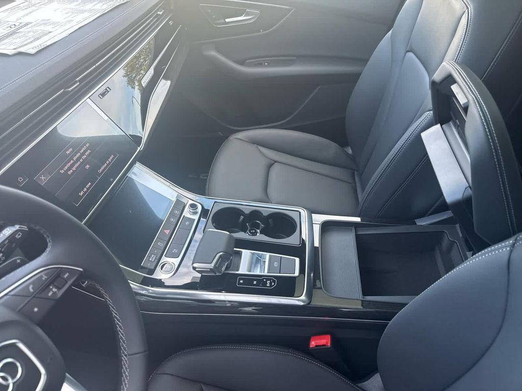 new 2026 Audi Q7 car, priced at $68,445