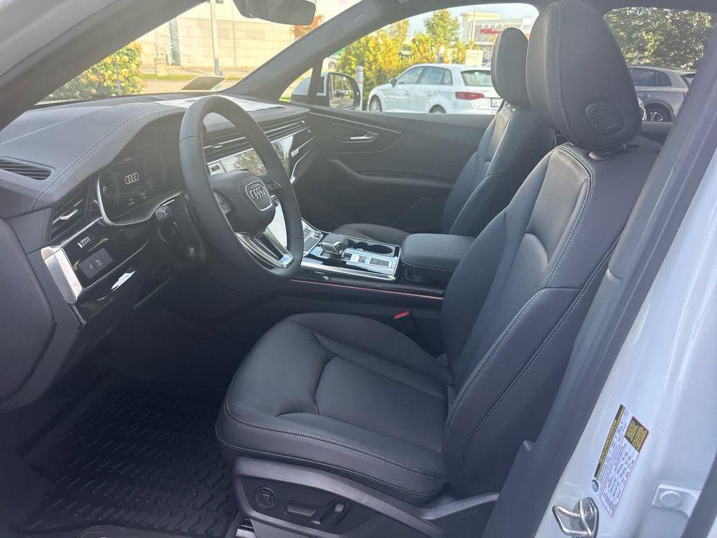 new 2026 Audi Q7 car, priced at $68,445