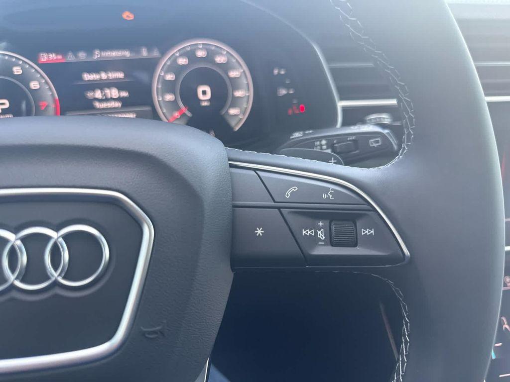 new 2026 Audi Q7 car, priced at $68,445