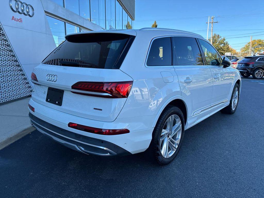 used 2022 Audi Q7 car, priced at $33,375