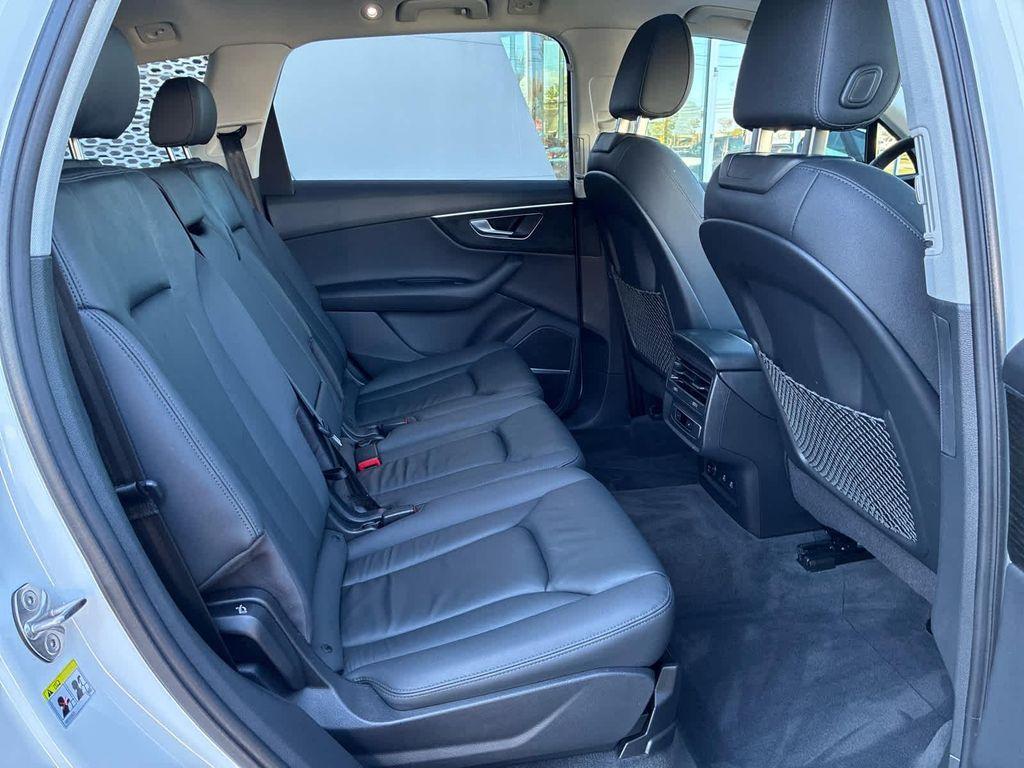 used 2022 Audi Q7 car, priced at $33,375