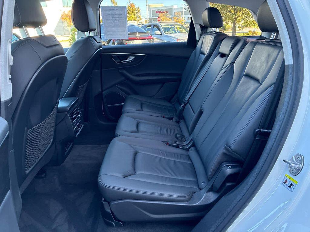 used 2022 Audi Q7 car, priced at $33,375