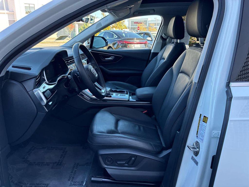used 2022 Audi Q7 car, priced at $33,375