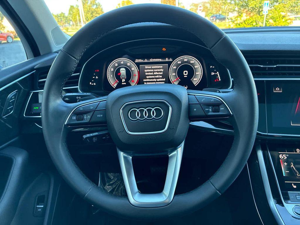 used 2022 Audi Q7 car, priced at $33,375