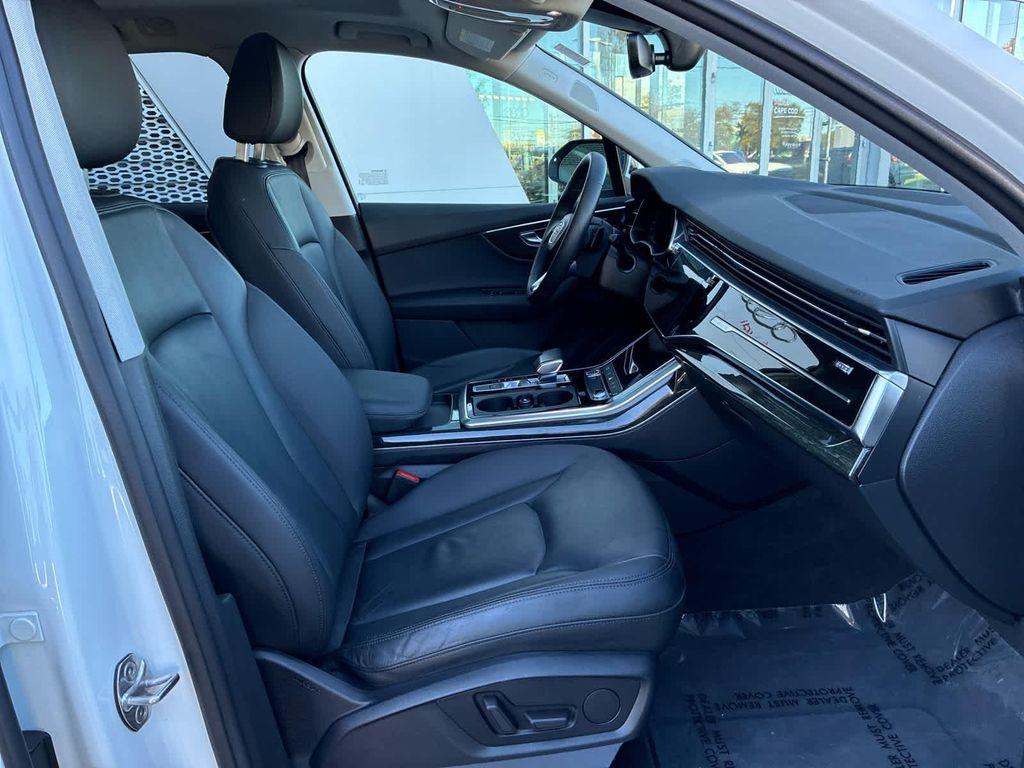 used 2022 Audi Q7 car, priced at $33,375