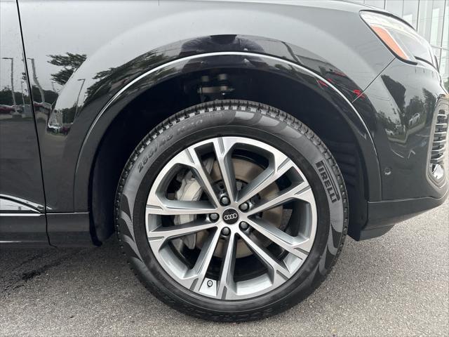 new 2025 Audi Q7 car, priced at $64,920