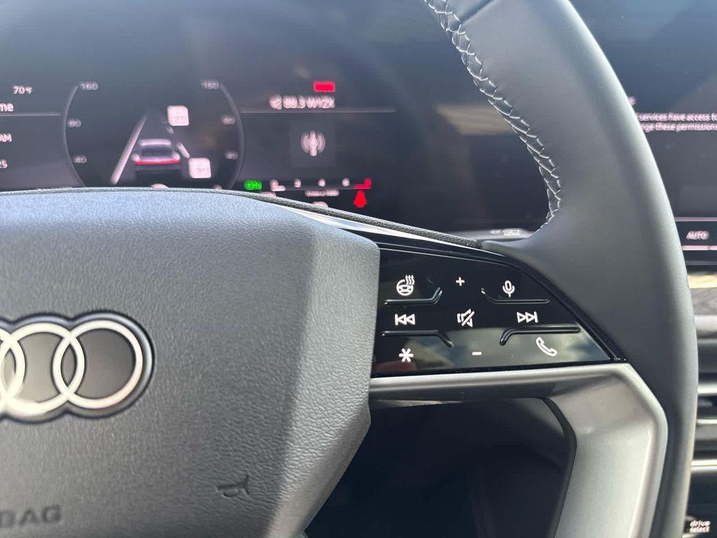 new 2025 Audi Q5 car, priced at $62,080