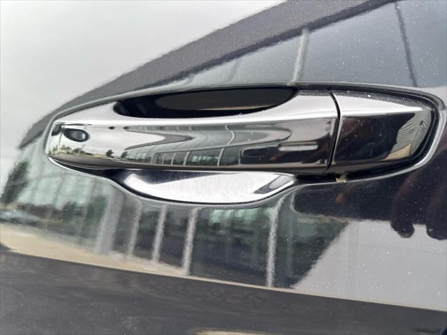 used 2024 Volkswagen Atlas car, priced at $39,875
