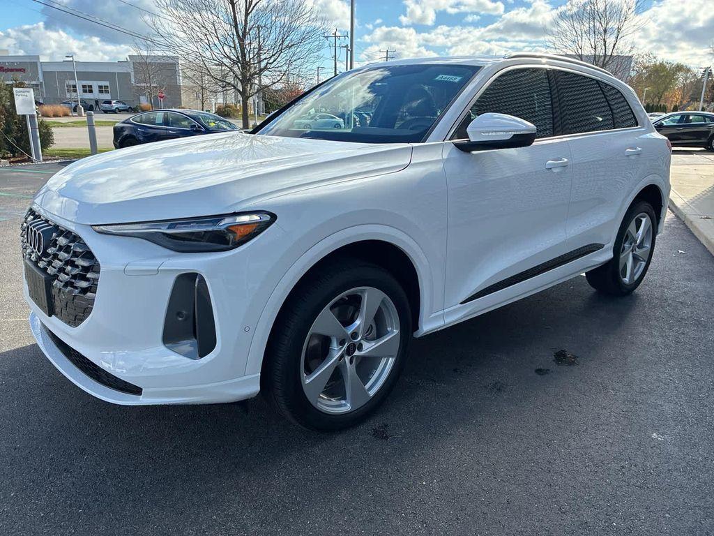 new 2025 Audi Q5 car, priced at $59,885