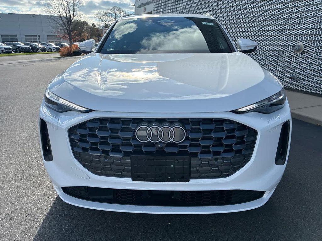 new 2025 Audi Q5 car, priced at $59,885